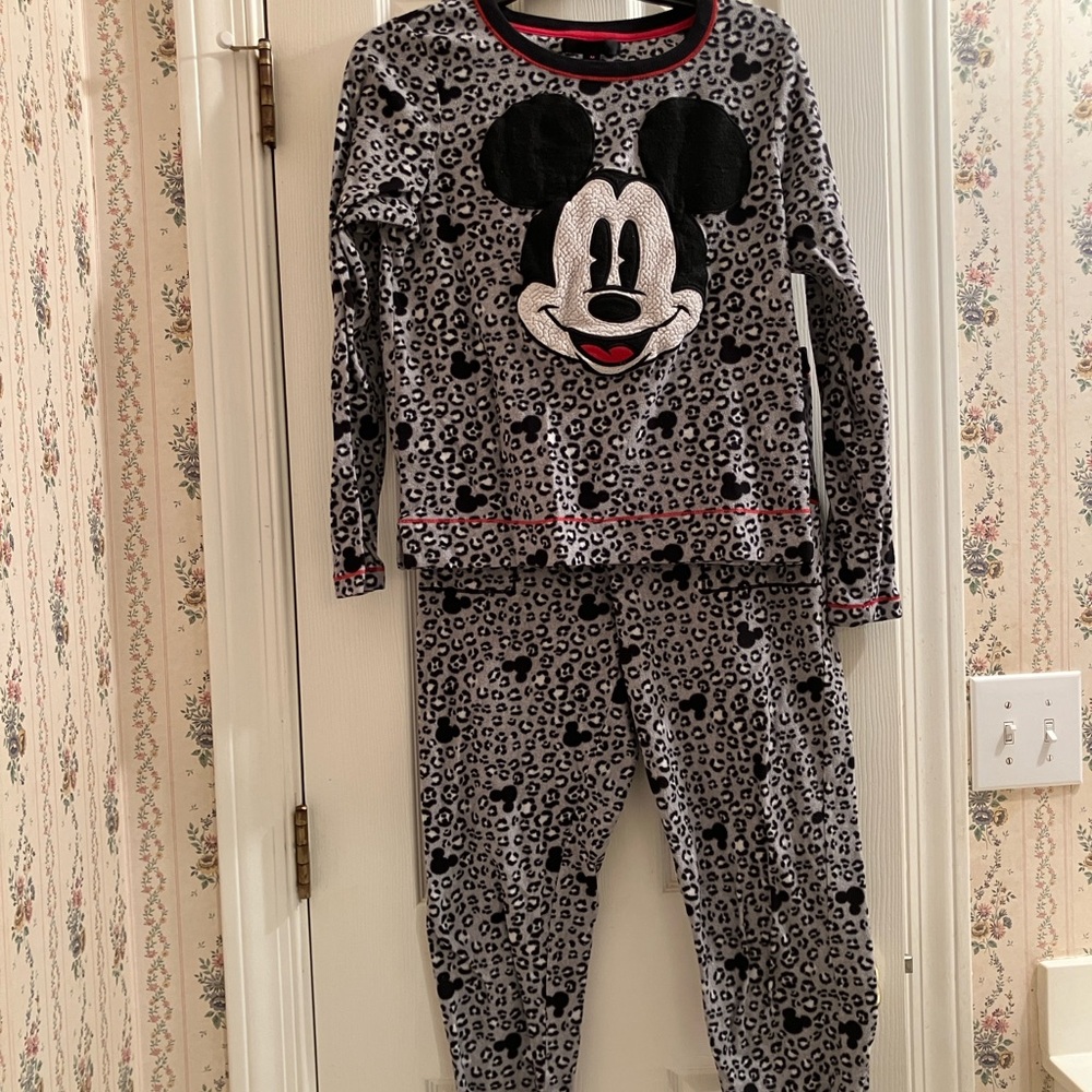 Disney Mickey Mouse Black and Grey Pajama Set